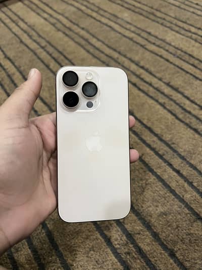 Apple iPhone 16 Pro
