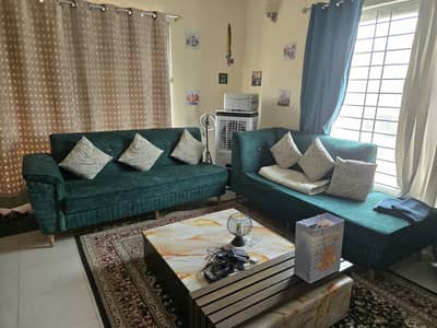 L- SHAPED BEAUTIFUL SOFA SET