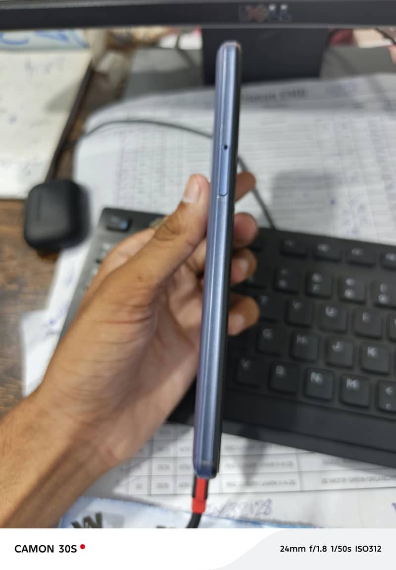 Sharp Aquos zero 5g basic 1