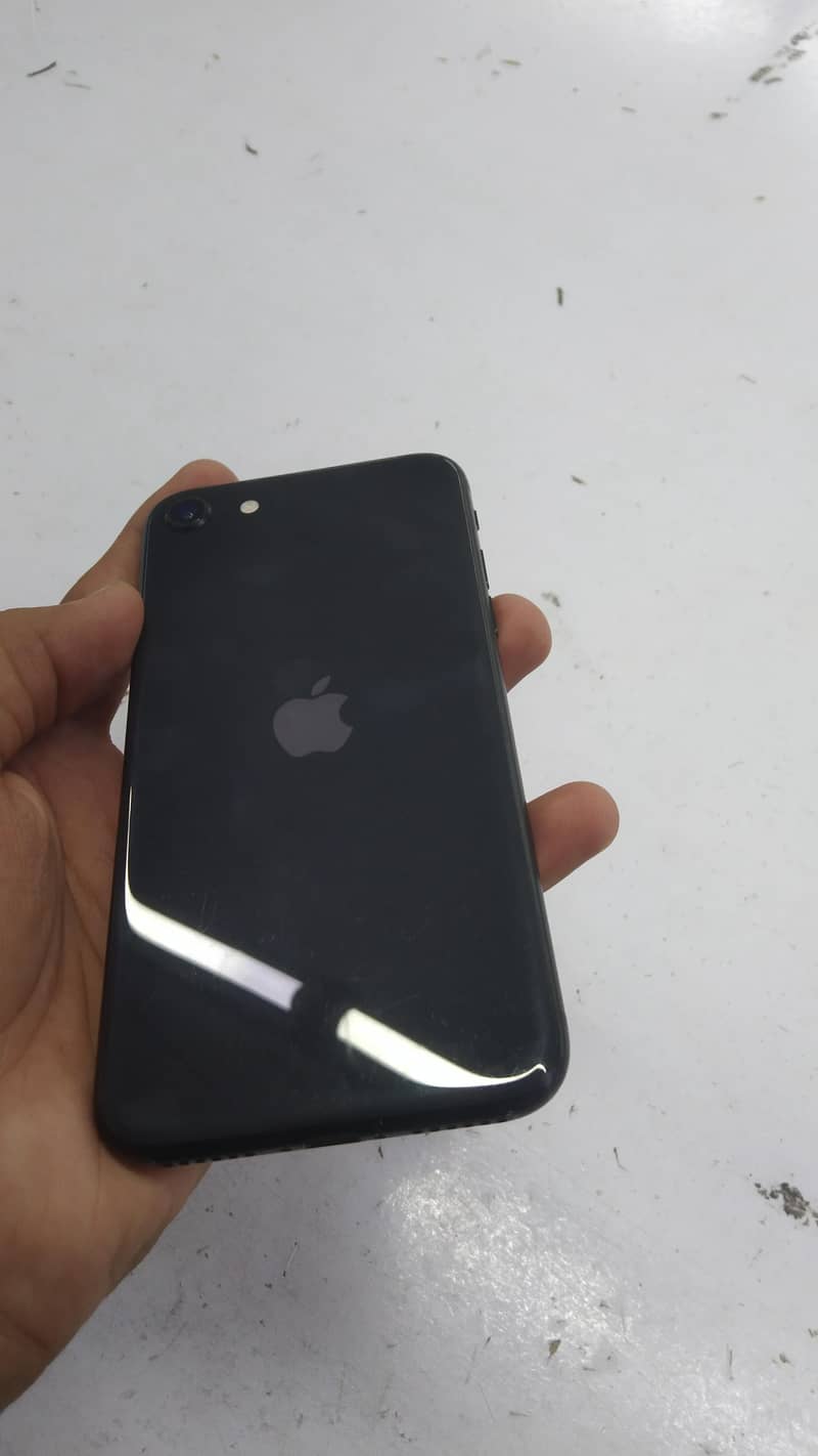 Apple iPhone SE 0