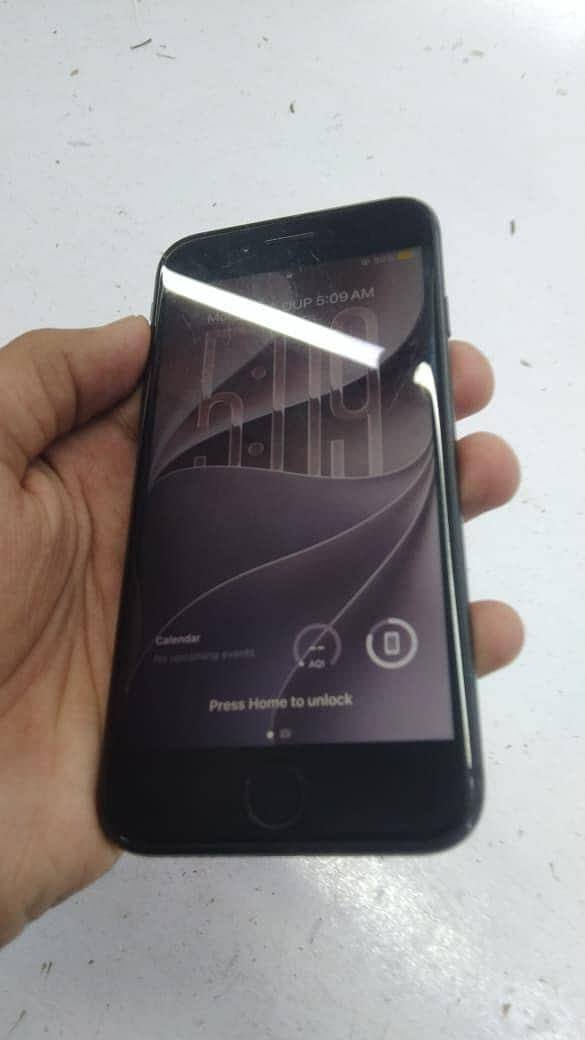 Apple iPhone SE 2