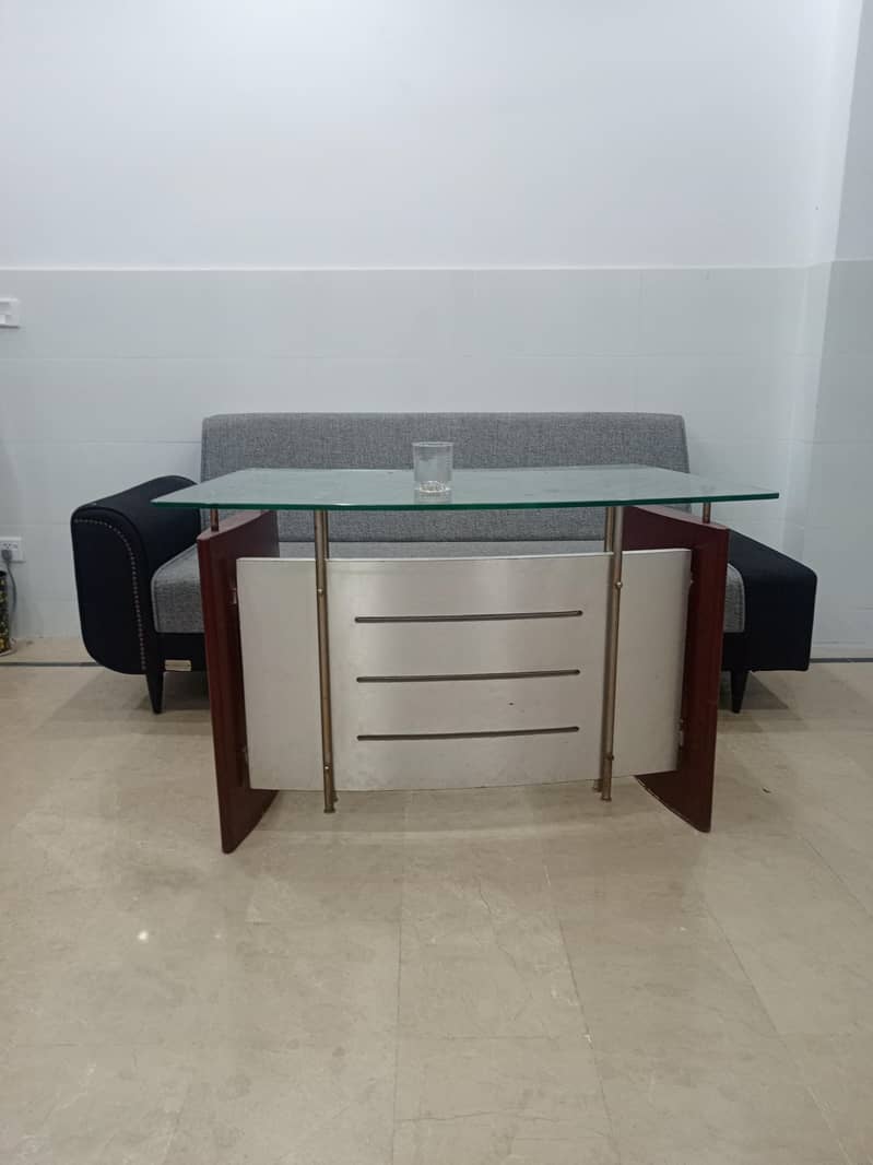 Office table 0