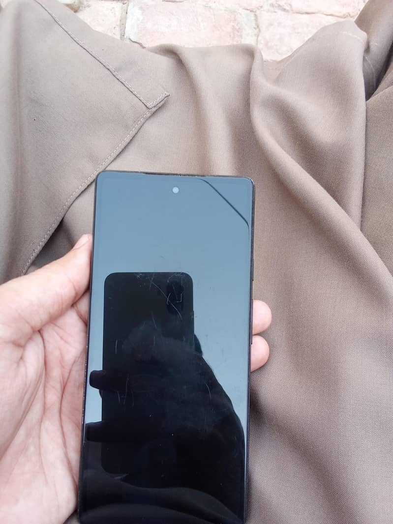 Google Pixel 6a 1