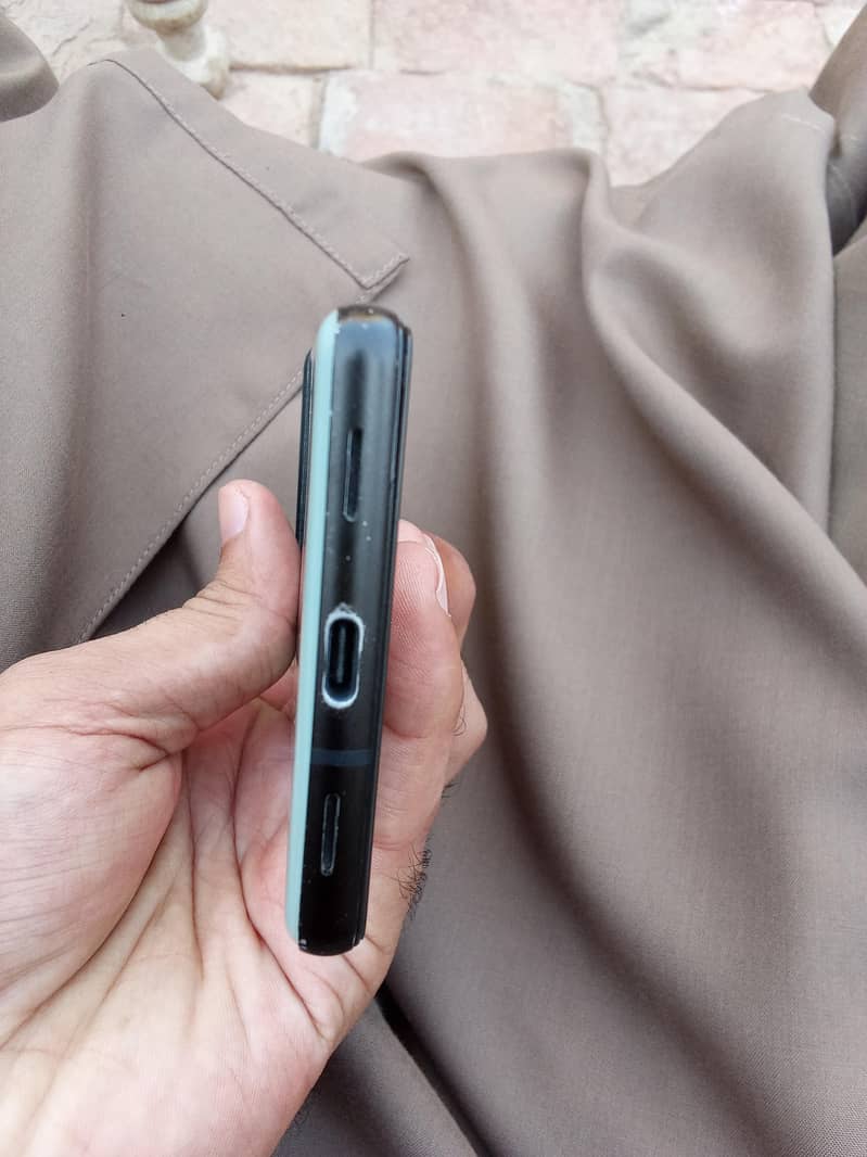 Google Pixel 6a 4