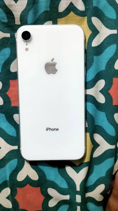 Apple iPhone XR