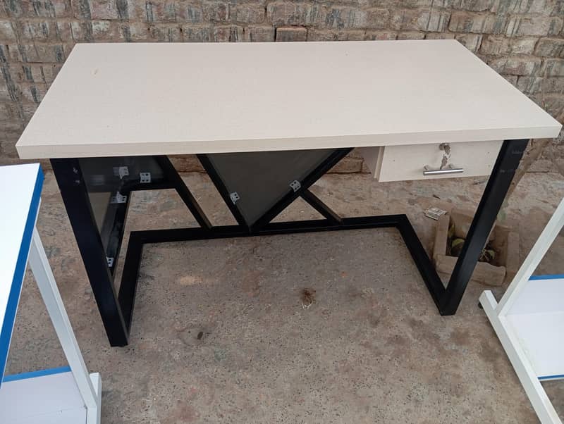 Table and racks 7