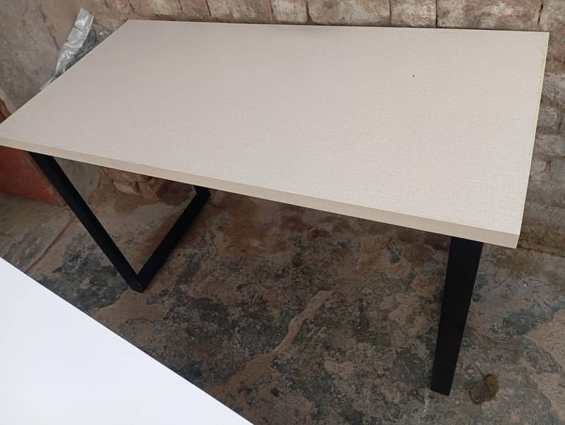 Table and racks 9