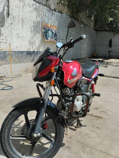 Honda CB 125F 2021