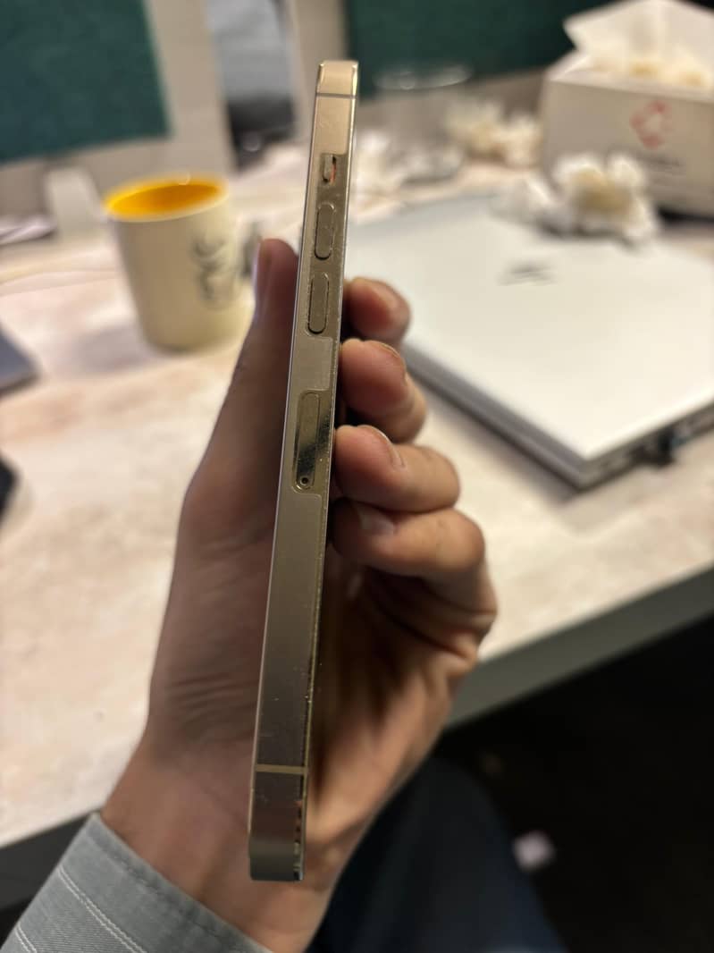 Apple iPhone 13 Pro 3