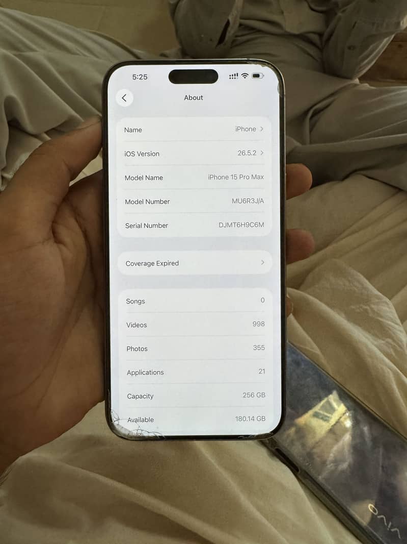 Apple iPhone 15 Pro Max 1