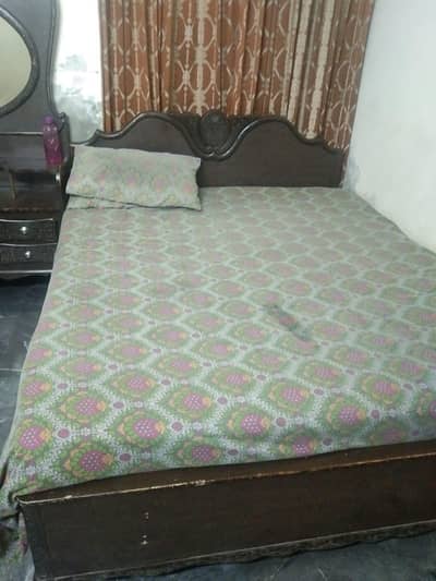 2 Beds and 1 Dressing for sale