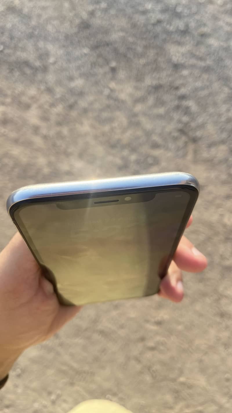 Apple iPhone X 6