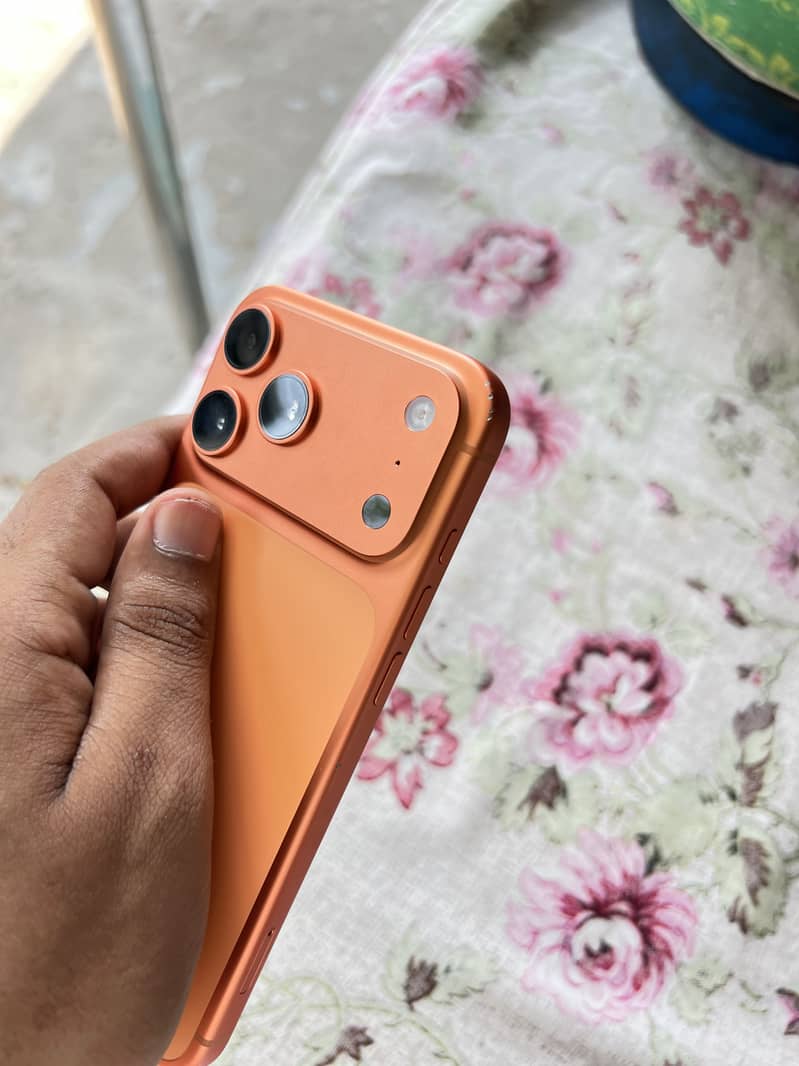 Apple iPhone 17 Pro Max 7