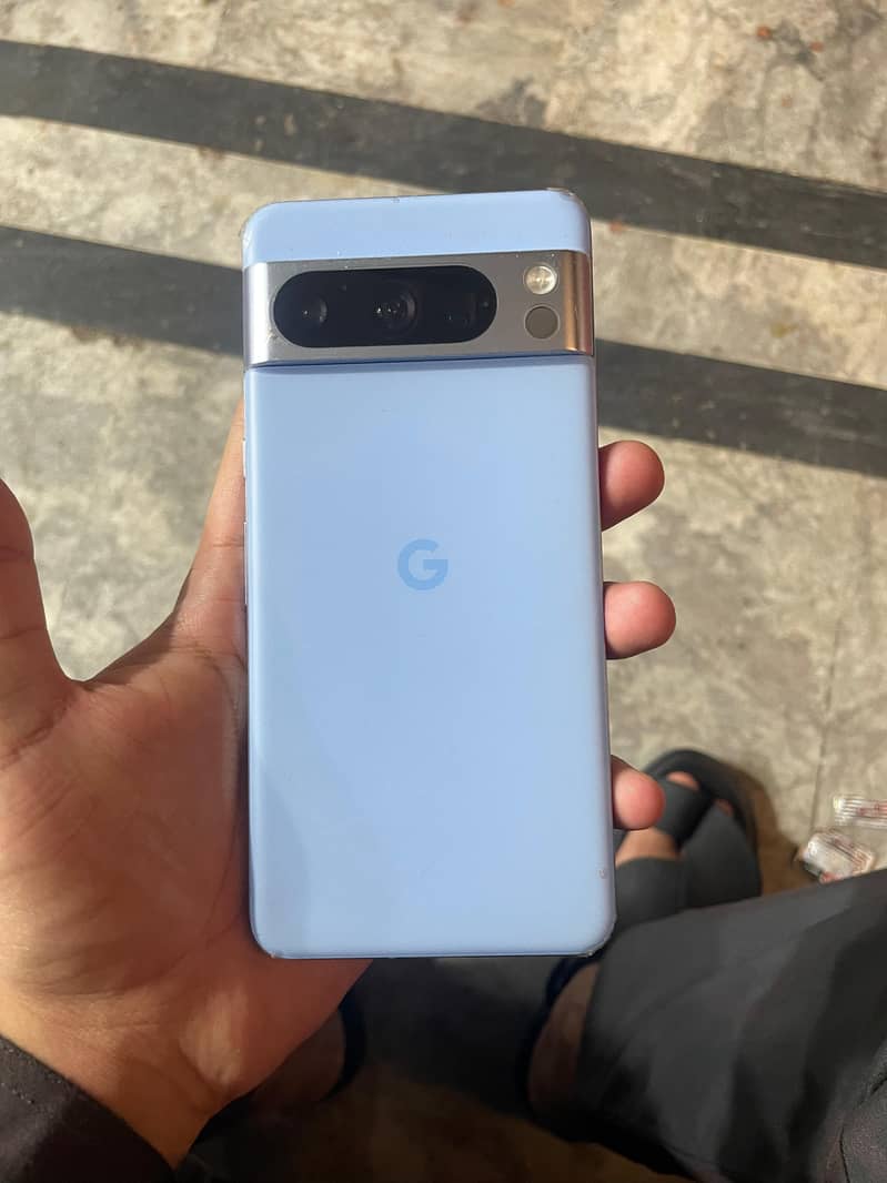 Google Pixel 8 Pro 1
