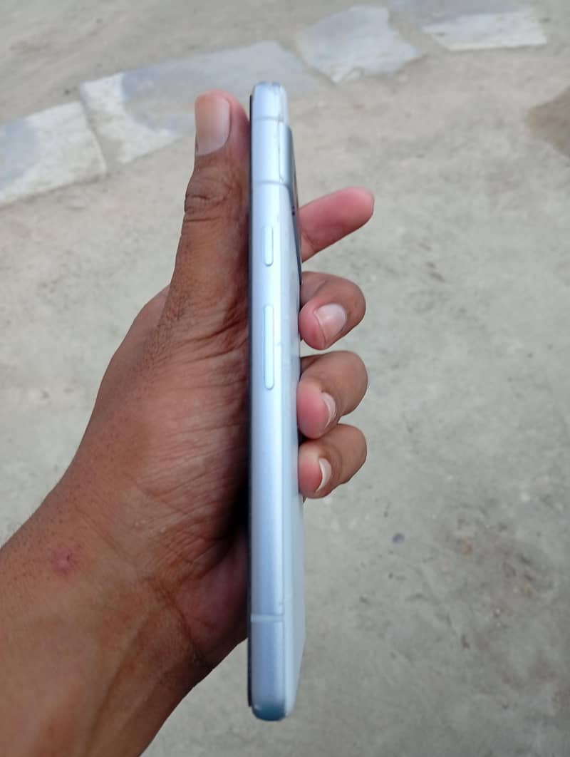 Google Pixel 7a 1