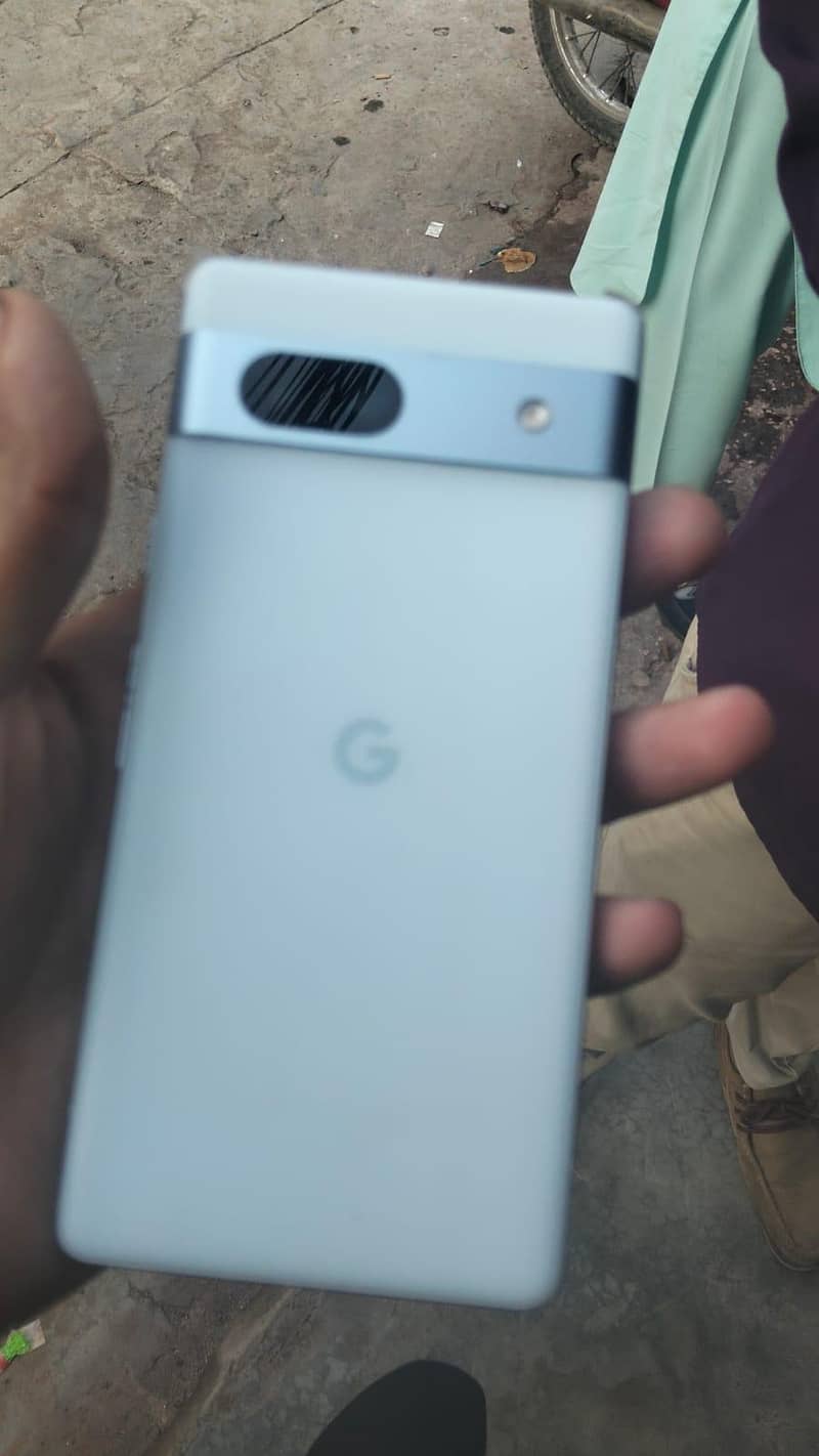 Google Pixel 7a 3
