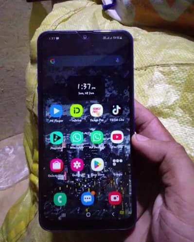 sumsung galaxy A10s 2gb 32gb with box only contact 03244063749