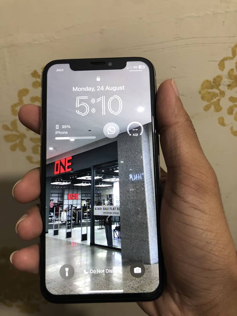 Apple iPhone X 11