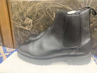 Lama shoes