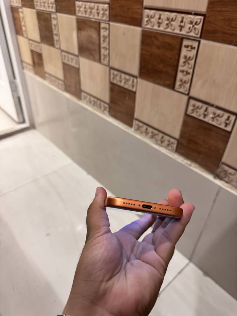 Apple iPhone 17 Pro 4