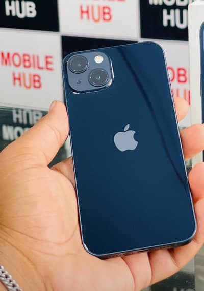Apple iPhone 13