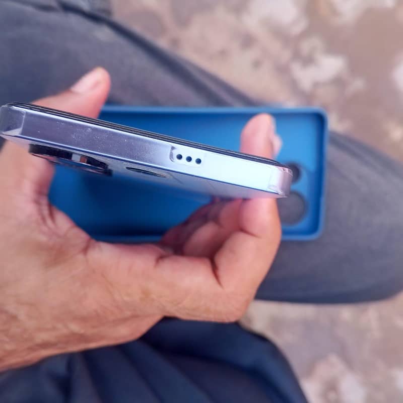 Tecno CAMON 20 2