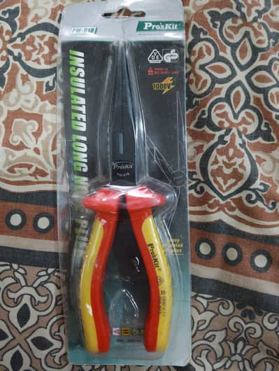 insulated long nose plier