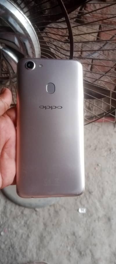 OPPO F5 with box exchange possible