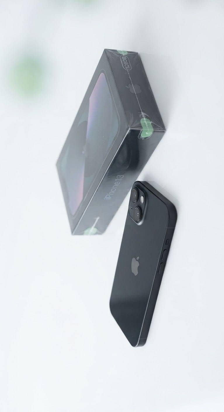 Apple iPhone 13 1