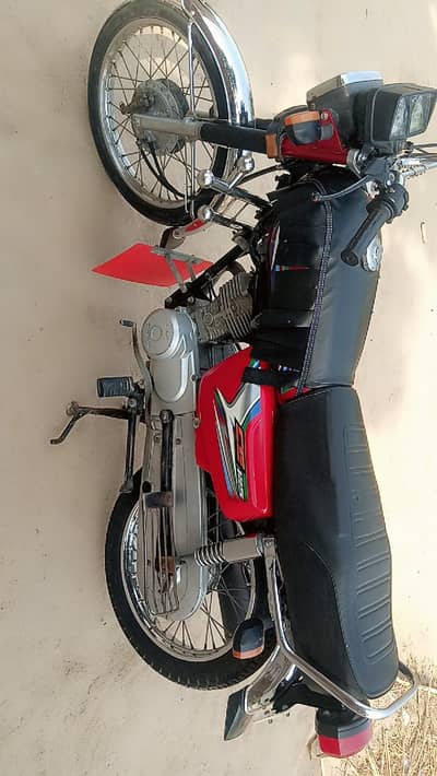 Honda 125;03057278824
