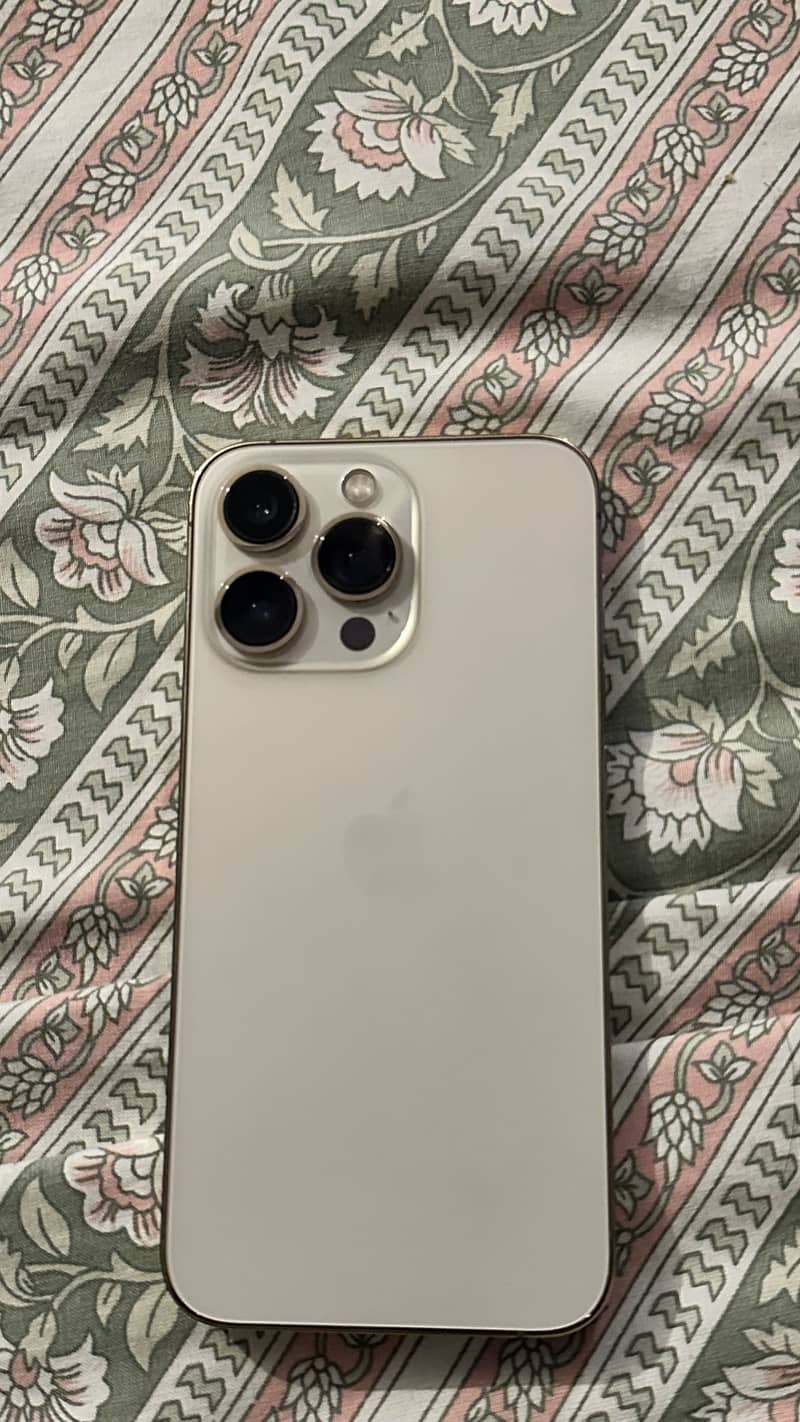 Apple iPhone 13 Pro 3