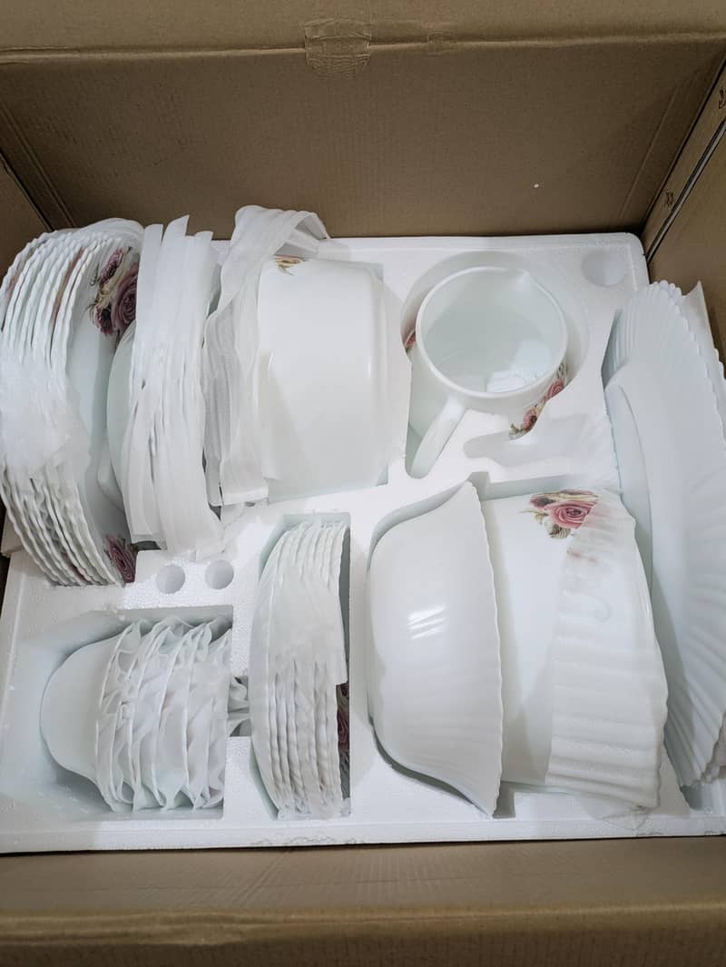 Dinner set 1