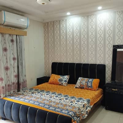 FURNISHED ROOM AVAILABLE FOR RENT IN BAHRIA ORCHARD DAILY WEEKLY MONTHLY