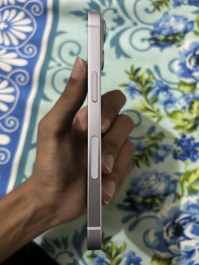 Apple iPhone 14 6