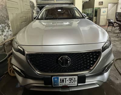 MG HS 2021