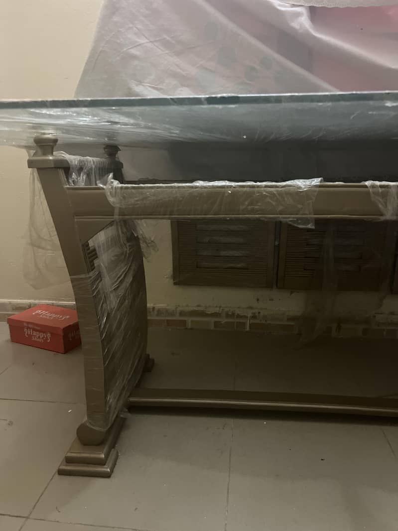 Dining table 7