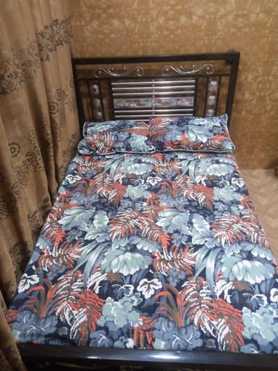 Single Iron Bed (Black & Chrome)