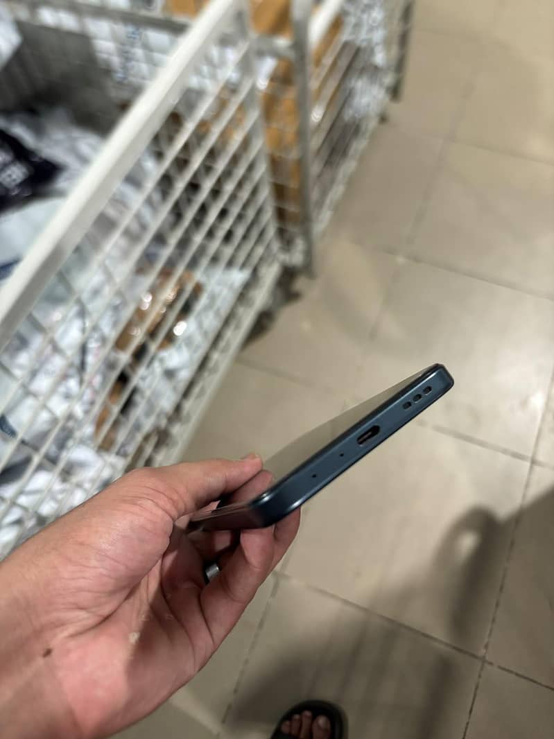 OPPO A6 8