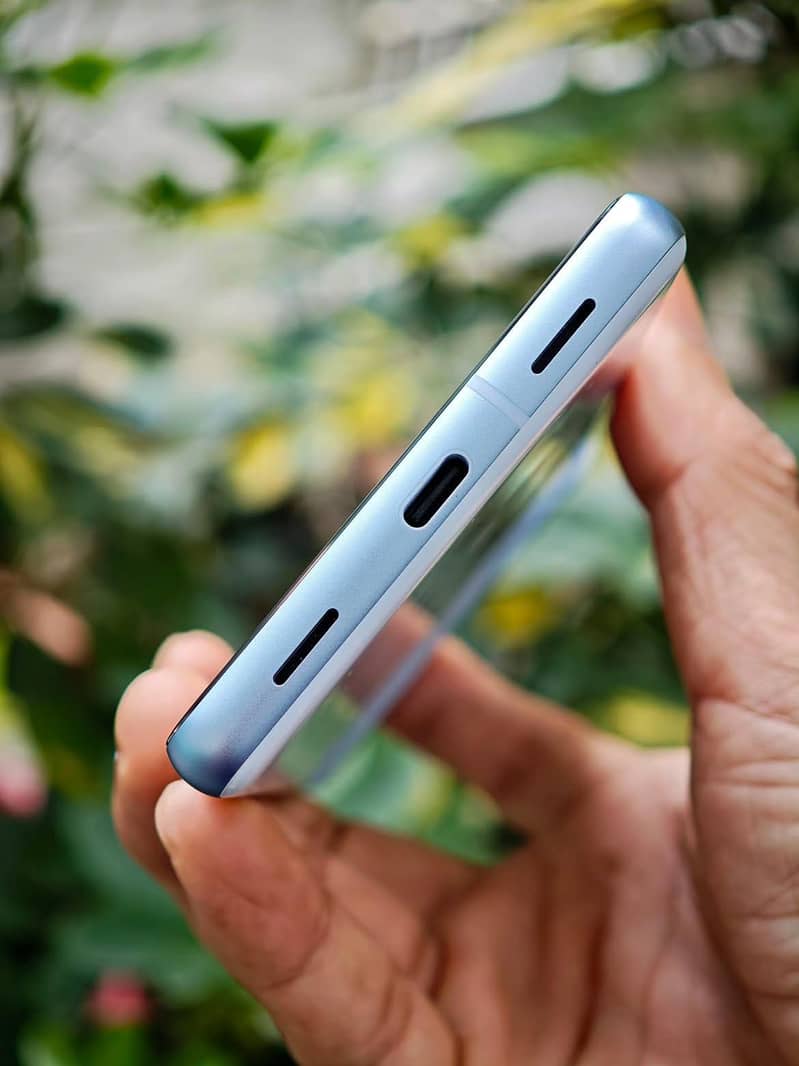 Google Pixel 7a 3