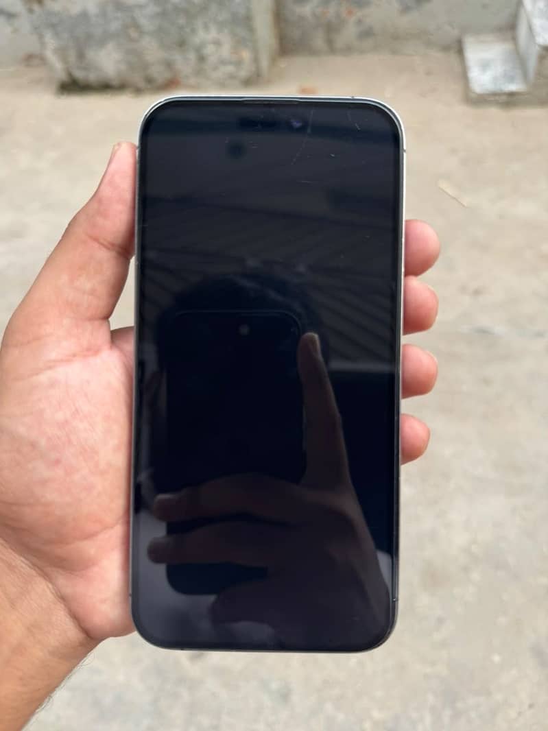 Apple iPhone 14 Pro Max 6