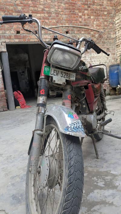 engine ok ha Thora bhot kaam hona wala ha