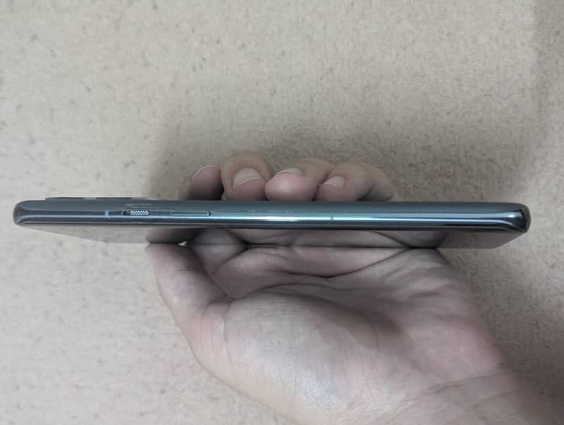 One Plus 9 Pro 4