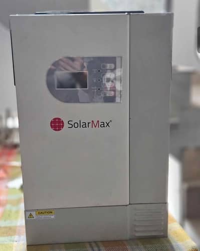 `Solarmax Falcon 5KW IP21 Hybrid Solar Inverter MPPT 100A`*