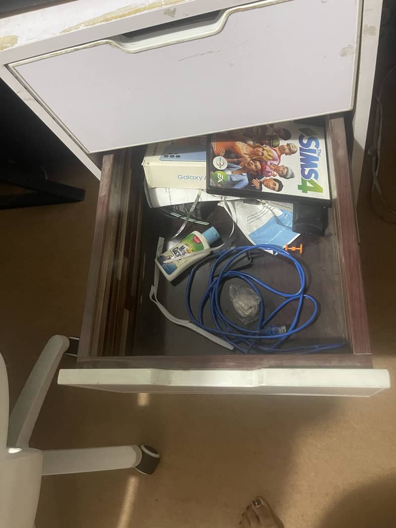 Computer table 2