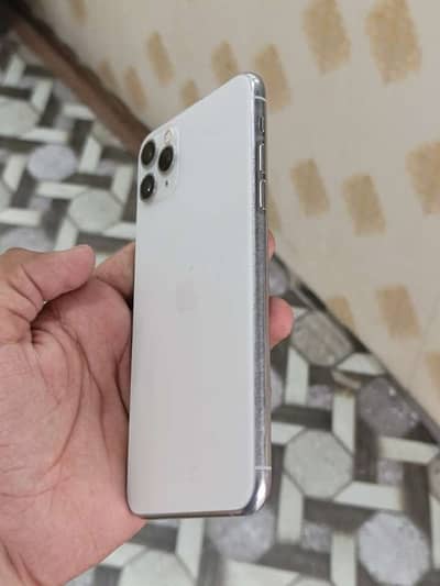 iPhone 11 Pro Max Factory Unlock
