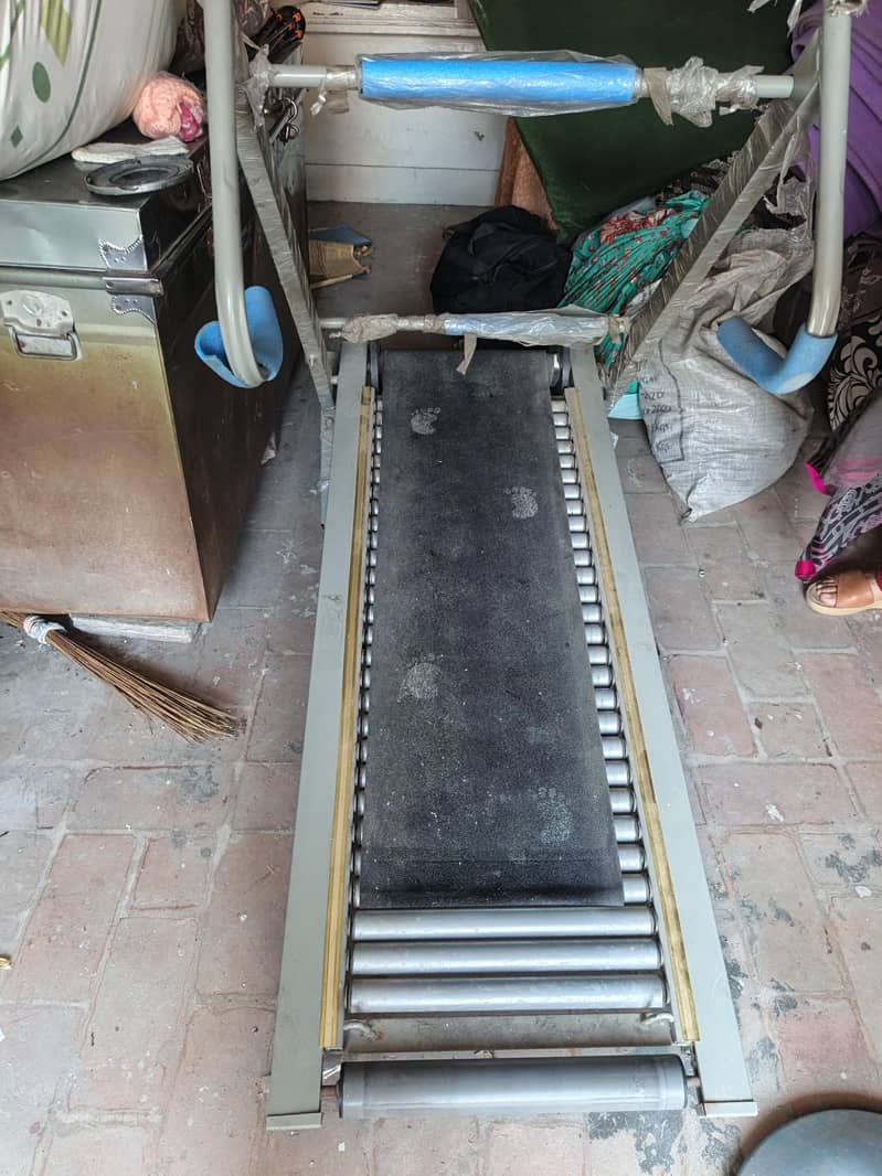 running machine 0
