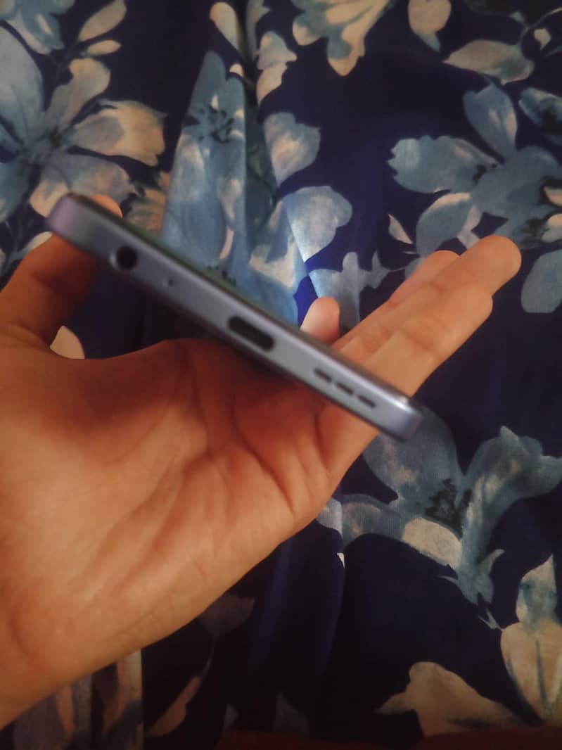 Tecno spark 40 5