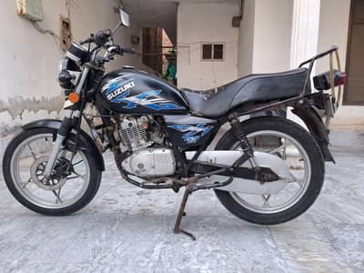 suzuki gs 150 se black 2018