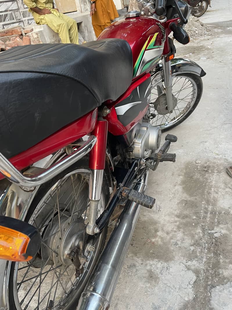 Honda CD 70 5
