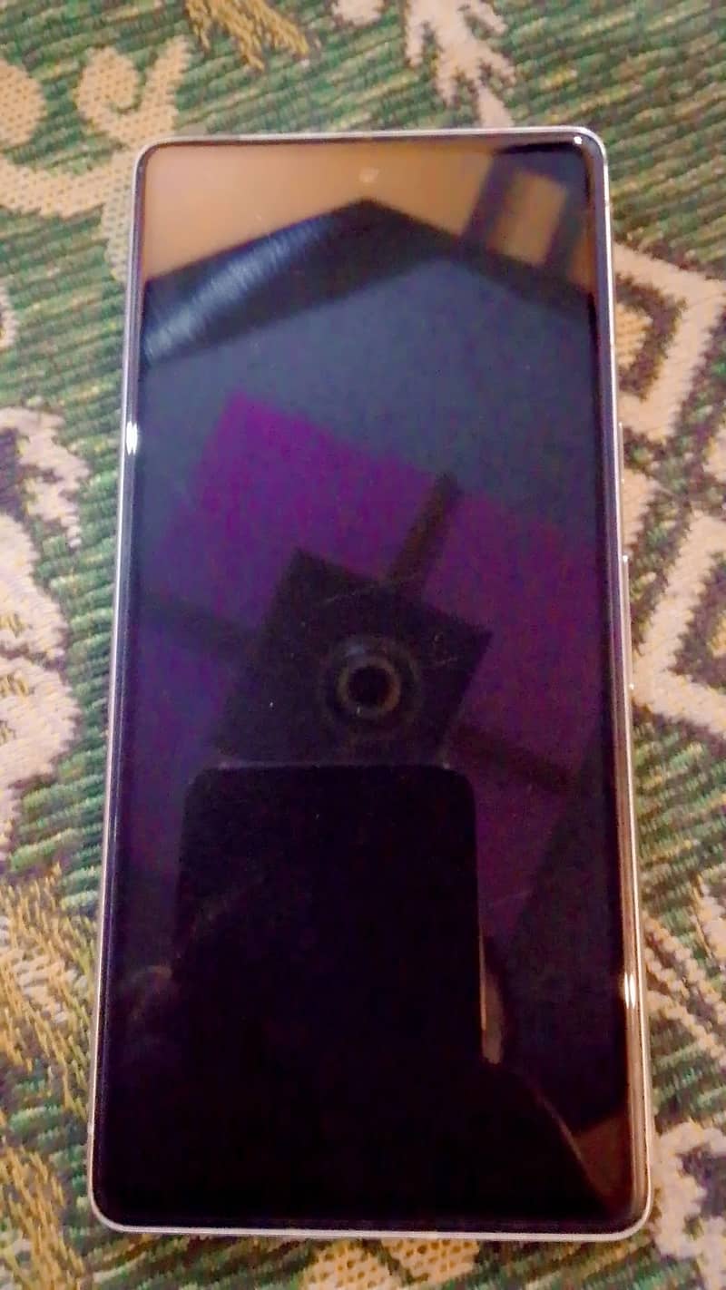 Google Pixel 7 4